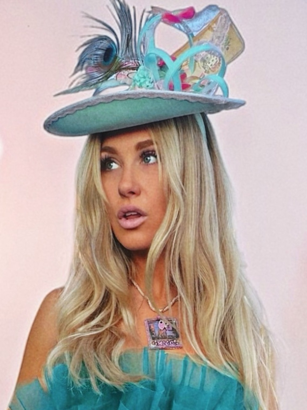 Aqua Feathered Fascinator Hat for Women - Elegant Event Headpiece
